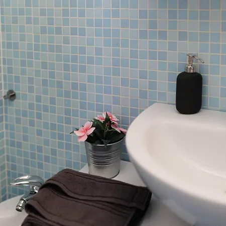 Nel Cuore Del Centro, Free Wi-fi E Netflix * Osimo